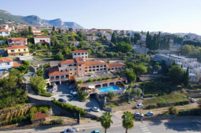 Отель Mas de Vence - Hotel-Restaurant  Ванс